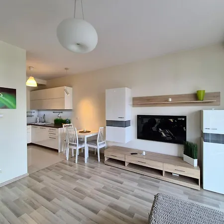 Hetmanska - Parking Winda Klimatyzacja I Najlepsza Komunikacja * Łódź