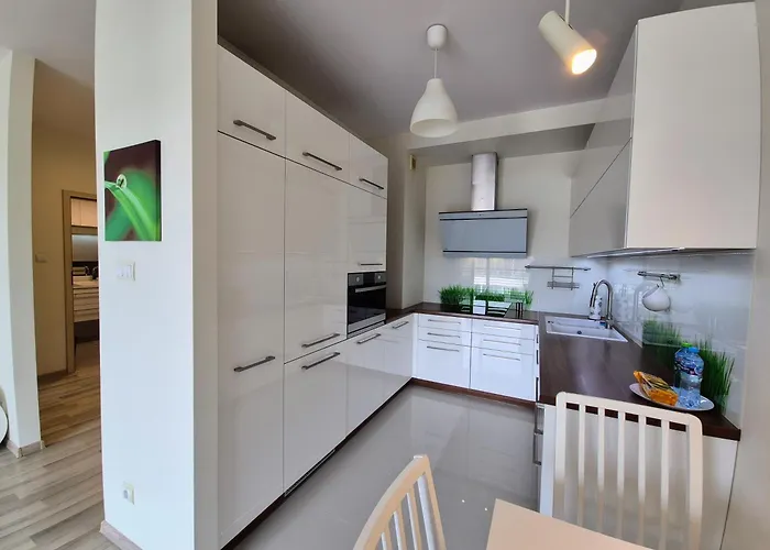 Hetmanska - Parking Winda Klimatyzacja I Najlepsza Komunikacja Łódź